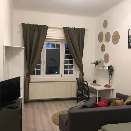Lili Lakeside New Renovated Appartement