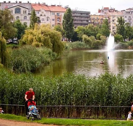 Lili Lakeside New Renovated