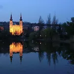 아파트 Lili Lakeside New Renovated 부다페스트
